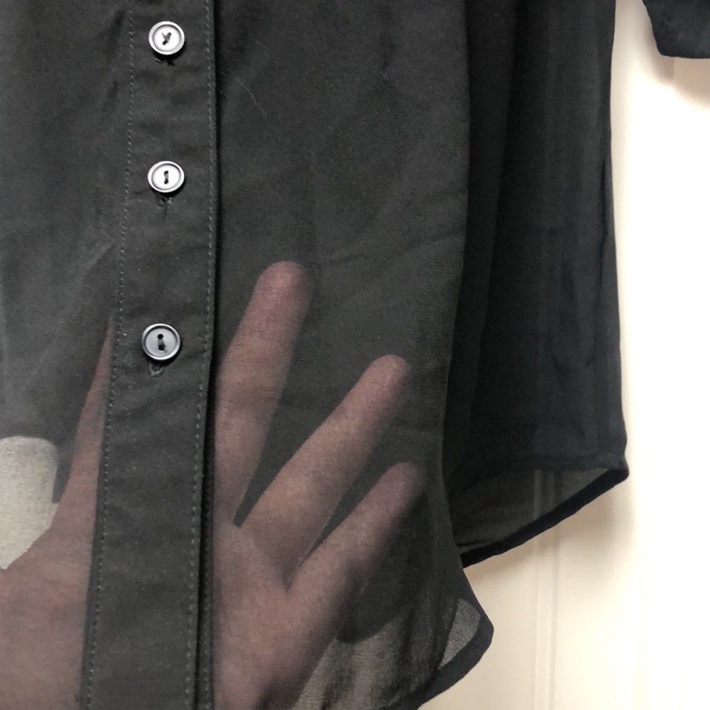 Shear button down cover - Picture 6 of 9